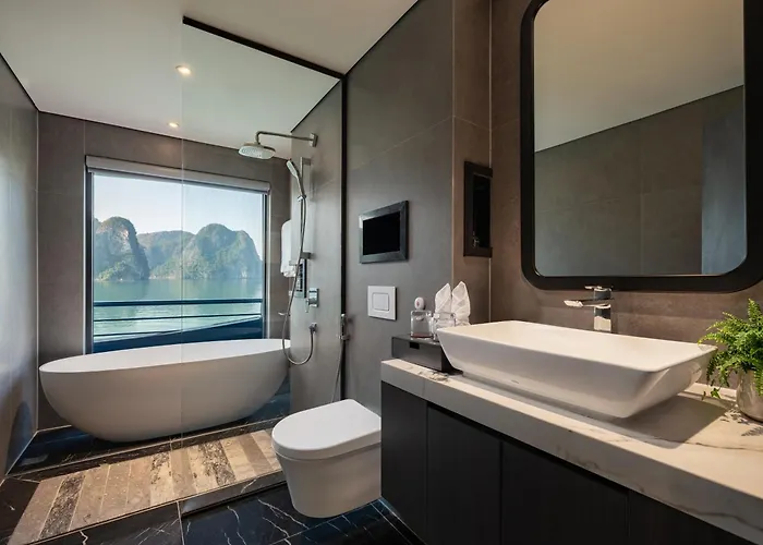 Doria Cruise By Hag Botel 5*